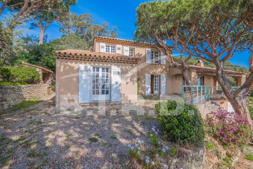 Secteur --Semaphore-- Villa Provencale Avec Vue Mer Sur Saint Tropez