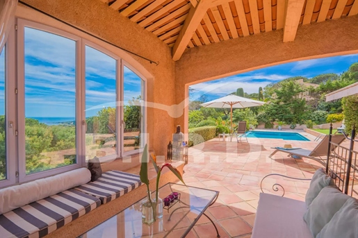 Sainte Maxime : Provencaalse Villa Met Zeezicht
