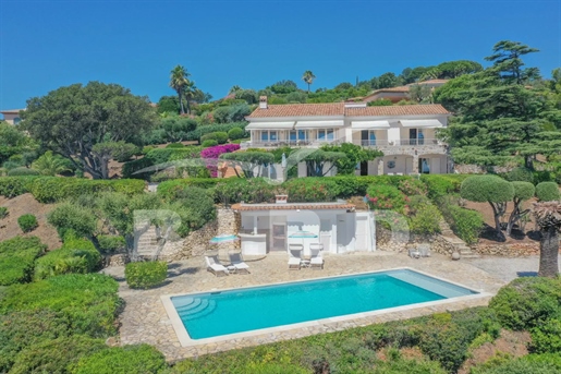 Provencal Property For Sale With Exceptional Sea View