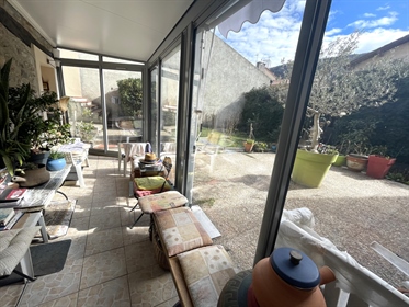 Maison en pierres - jardin 200 m2 - vente de la nue propriété - 150000 euros