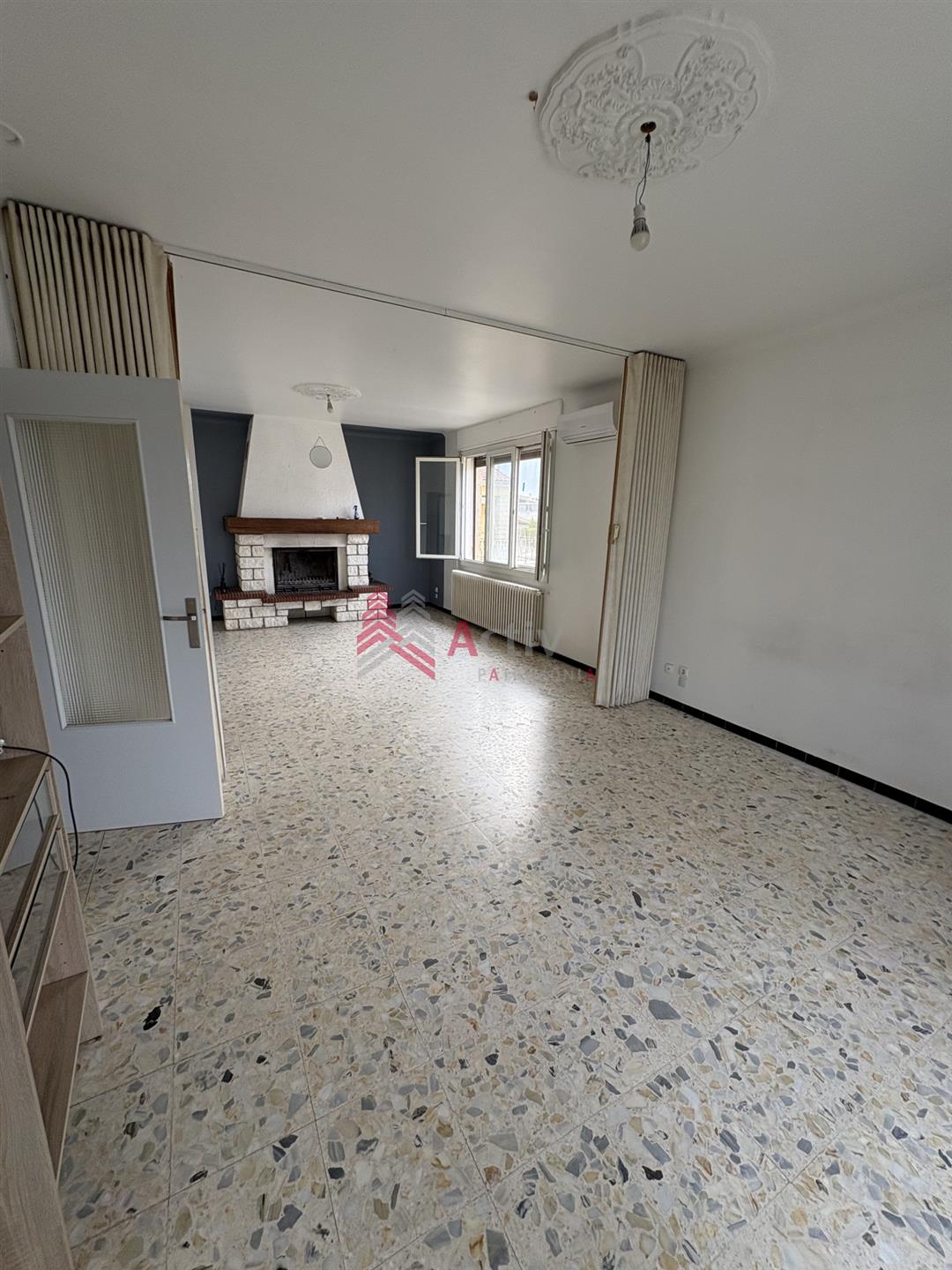 Port Saint Louis du Rhône, 161 m2 villa on a 646 m2 plot
