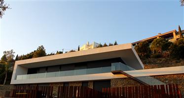 Rosas Neues Architektenhaus Aus 400.000 €