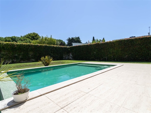 Villa de 5+1 chambres, Jardin et Piscine,Nova Oeiras, Oeiras