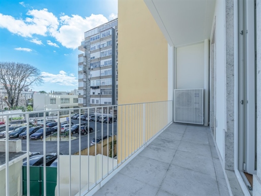 Apartamento novo com 2 quartos, Varanda, Campo de Ourique - Lisboa