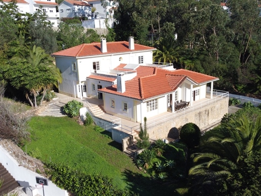Villa 4 suites, garden and terraces sea view, Malveira da Serra