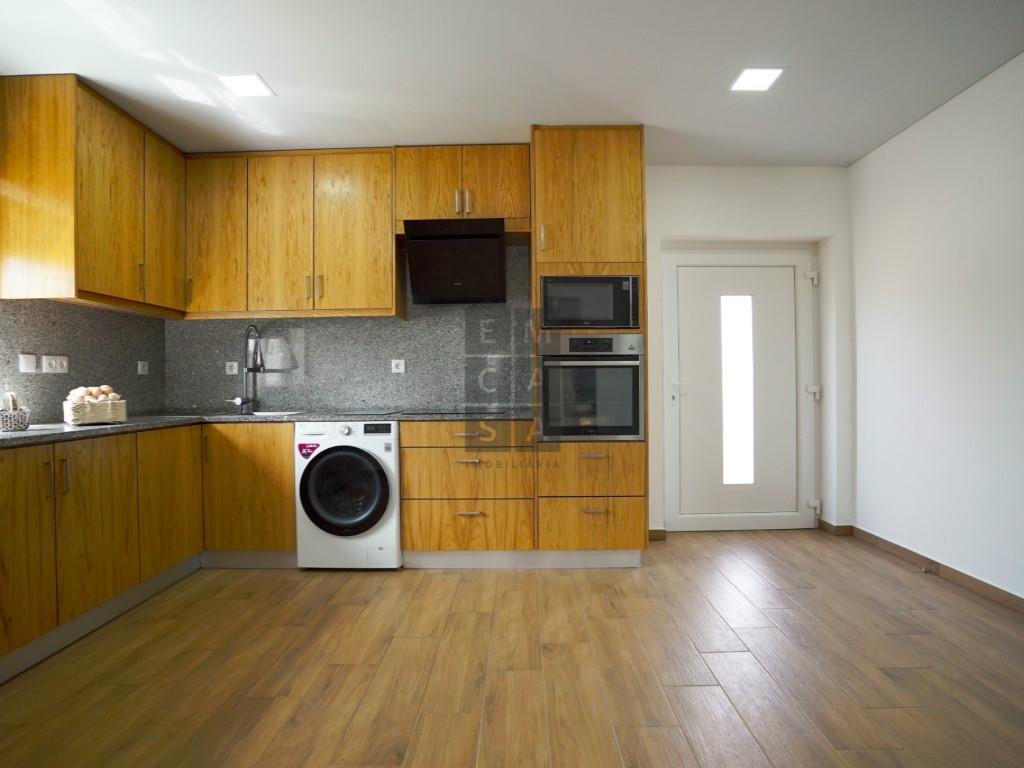 Vrijstaande woning 4 Slaapkamers Te Koop Estarreja