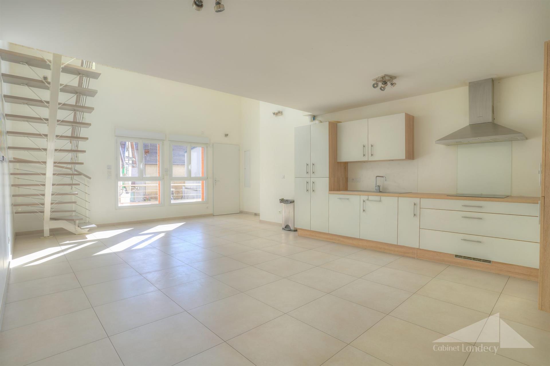 Maison à vendre, 87m², Sergy