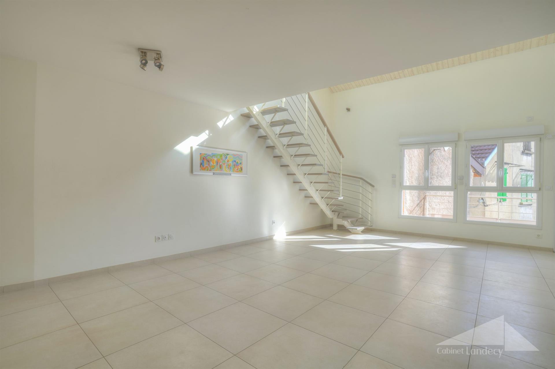 Maison à vendre, 87m², Sergy