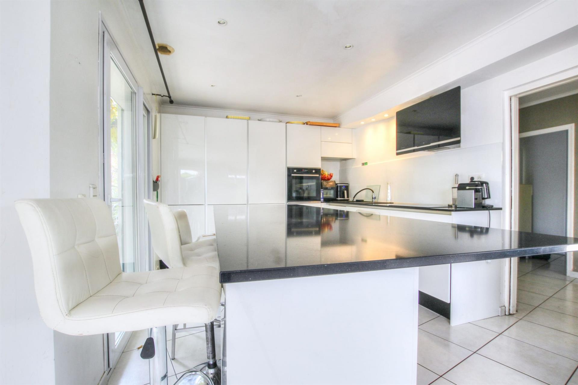 Maison 6 pièces - 160 m²