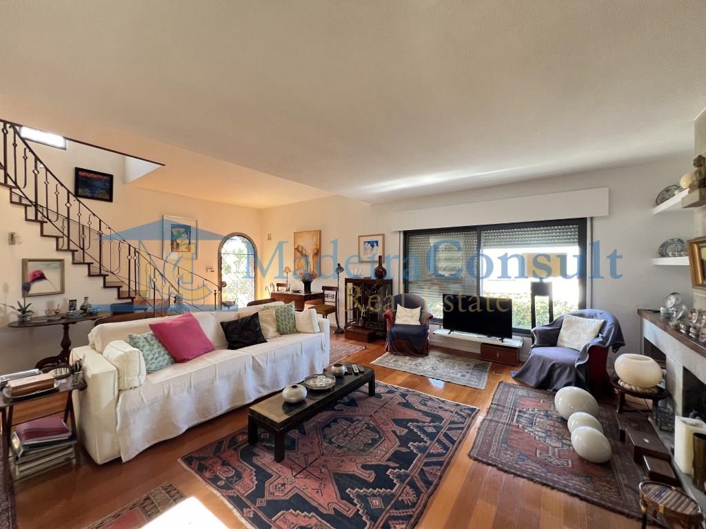 3 Bedroom Villa, Funchal with Sea View