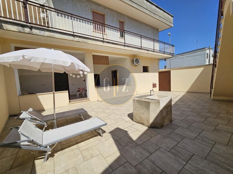 Building with Two Apartments in Borgagne: Your Opportunity in the Heart of Salento, A Few Minutes