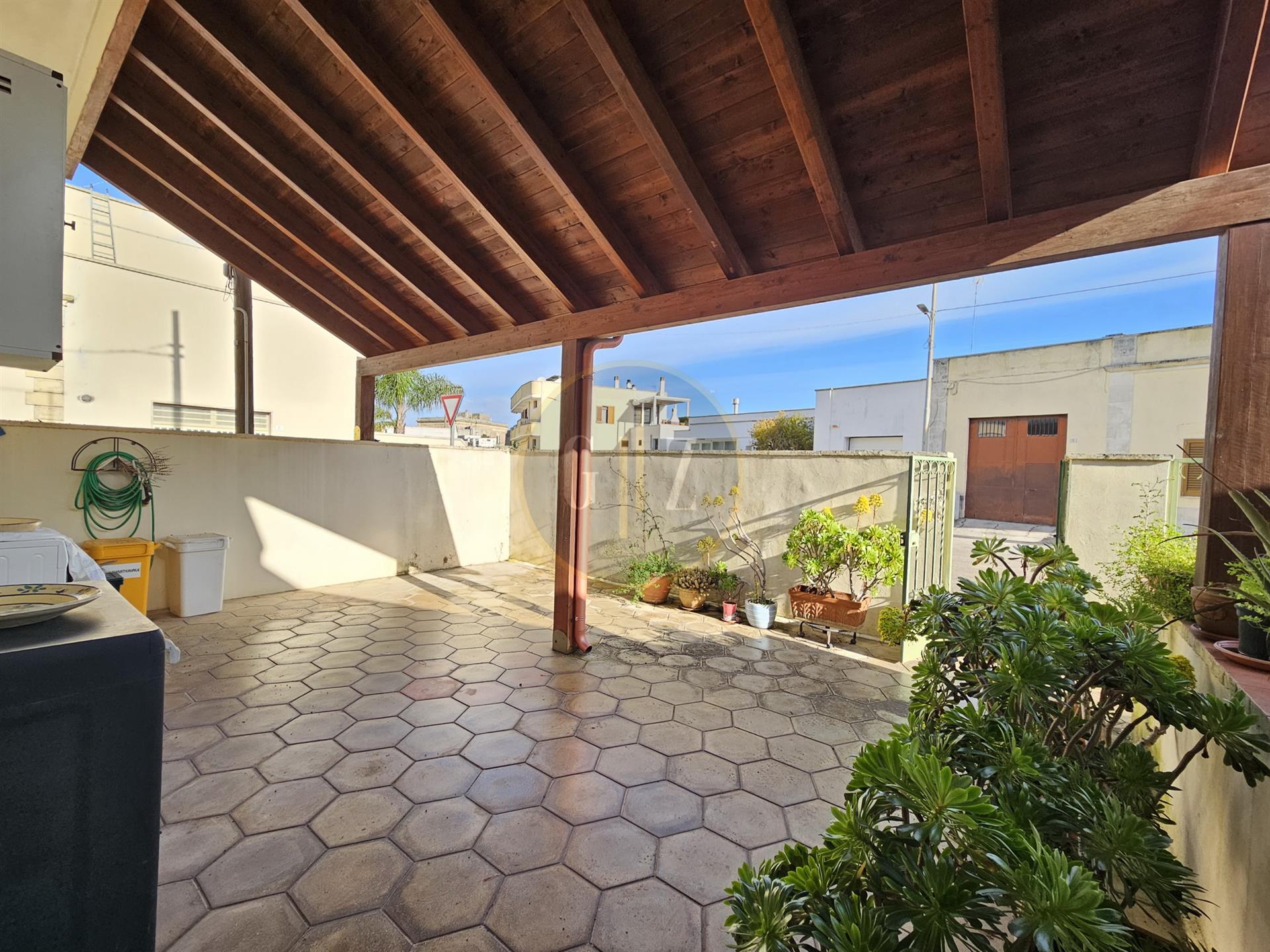 Casa Independentă de Vânzare în Carpignano Salentino