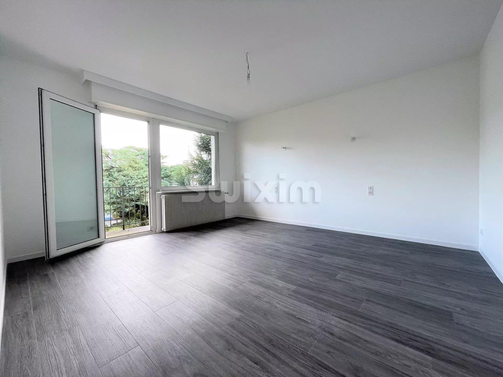 Two-family house 260 m² with large garden