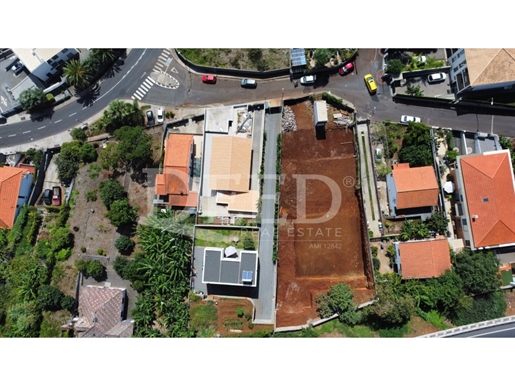 Смежный дом 3 Спальни-дуплекс Продажа Funchal