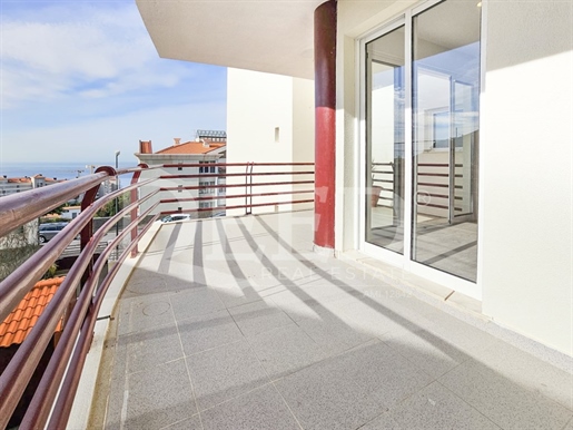Apartamento T2 renovado - Funchal