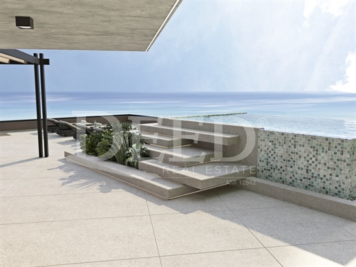 2 bedroom flat for sale in Funchal