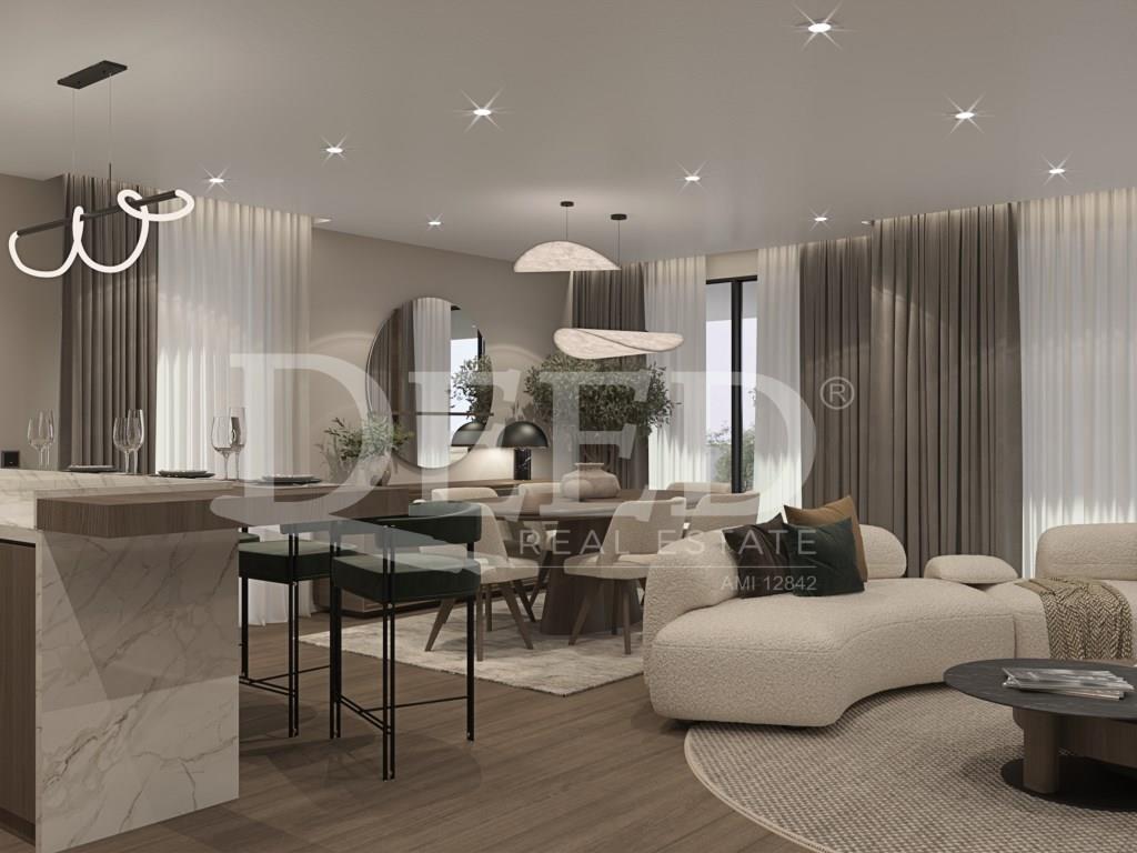 Apartamento de 3 dormitorios en venta en Funchal