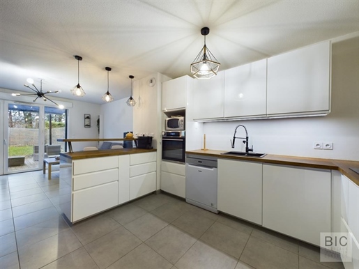 Compra: Casa (33700)