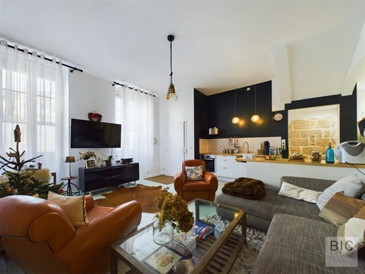 Beautiful loft-style T3 of 83m² (possibility of professional activity)