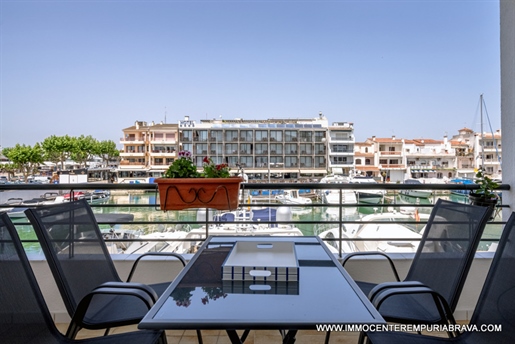 Magnificent apartment with canal view in a privileged area