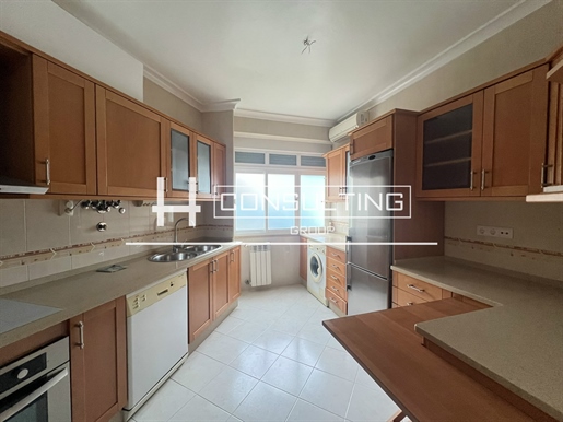 Flat T3 Sell in Venteira,Amadora
