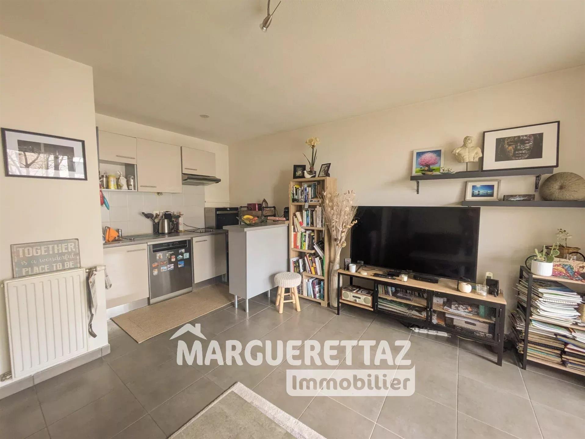 T2 45m² avec balcon - place boxé en sous sol - Bonneville