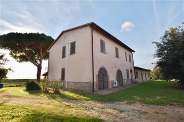 Unique in its kind, farmhouse overlooking the sea and Populonia