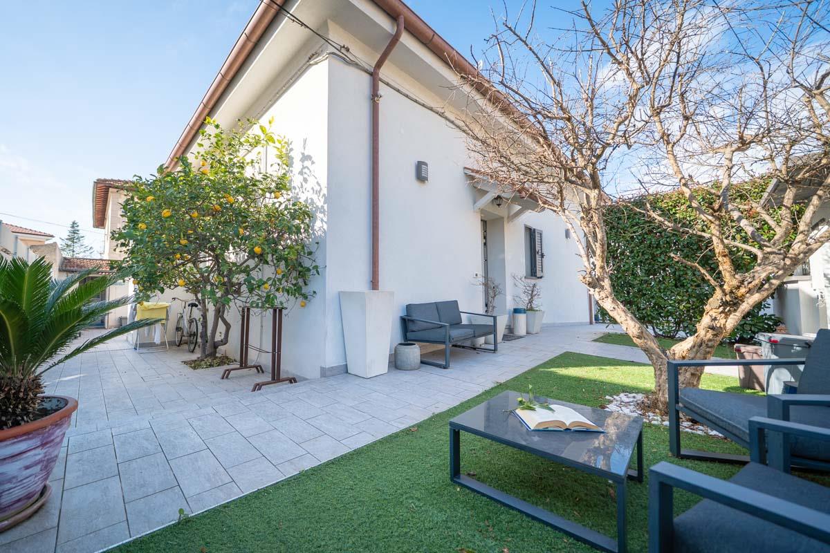 Vila cu hydromasaj în Rosignano Solvay