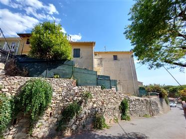 Appartement dans le centre historique de Rosignano Marittimo
