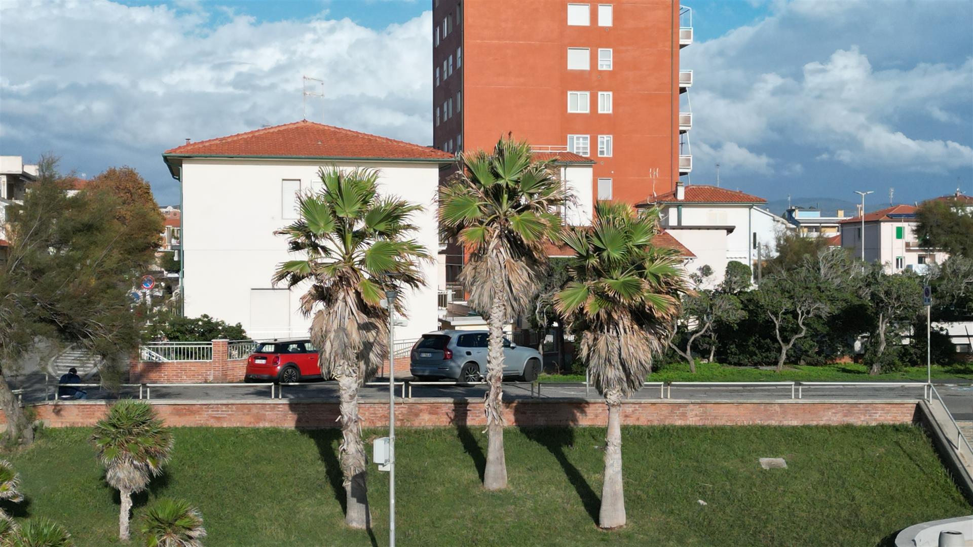 Seafront apartment