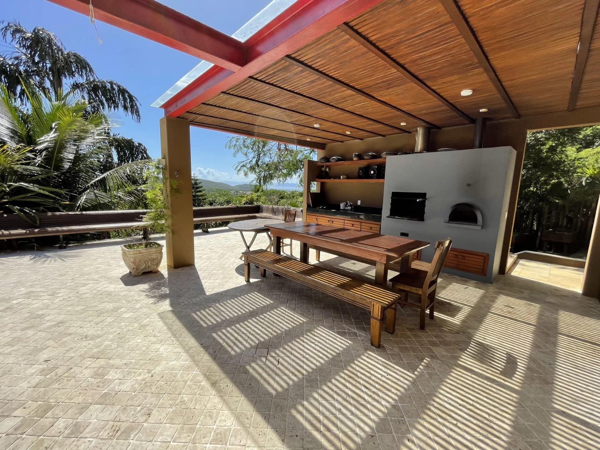 Buz206 - Beautiful house located on Ferradura beach