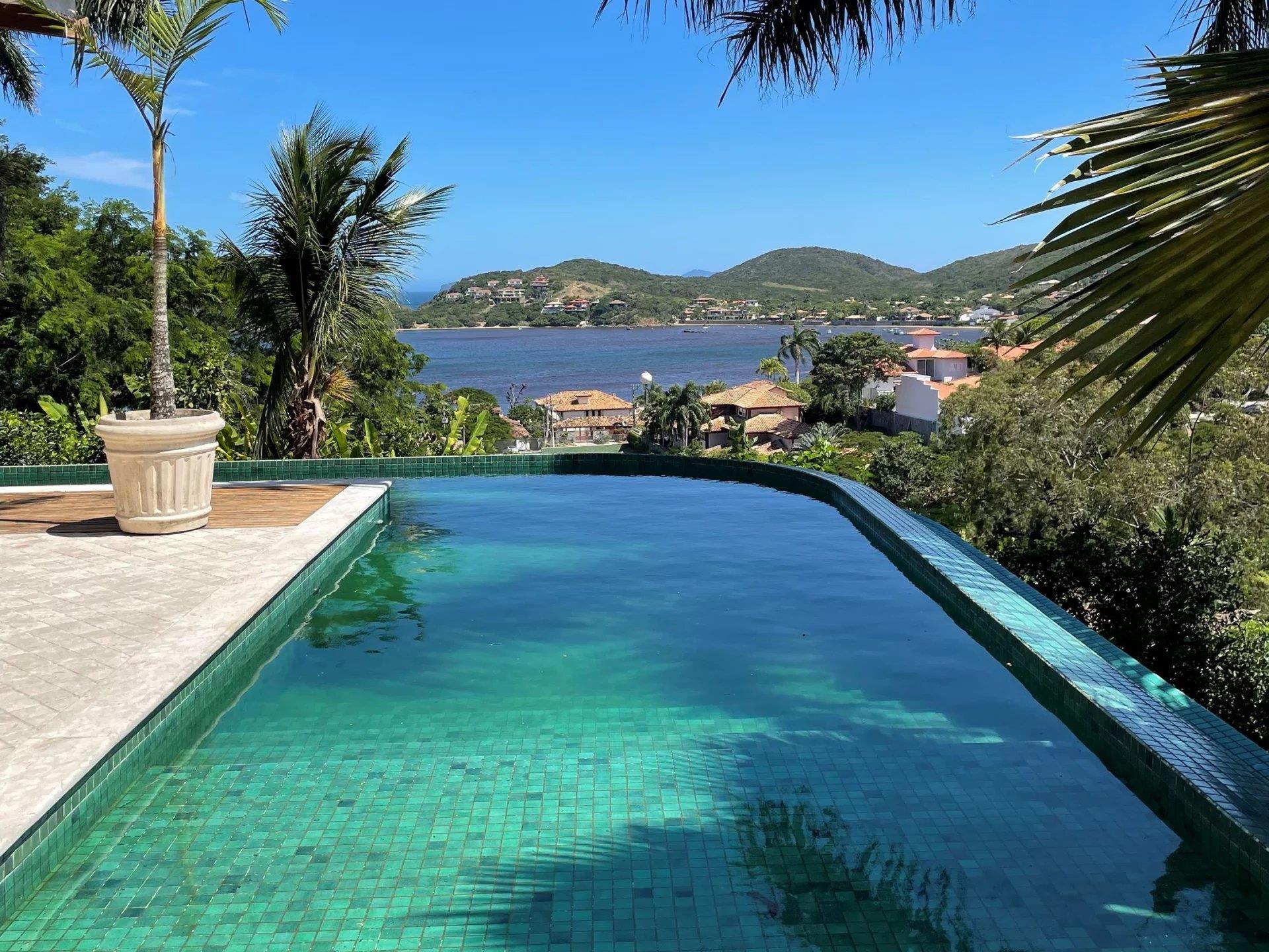 Buz206 - Beautiful house located on Ferradura beach