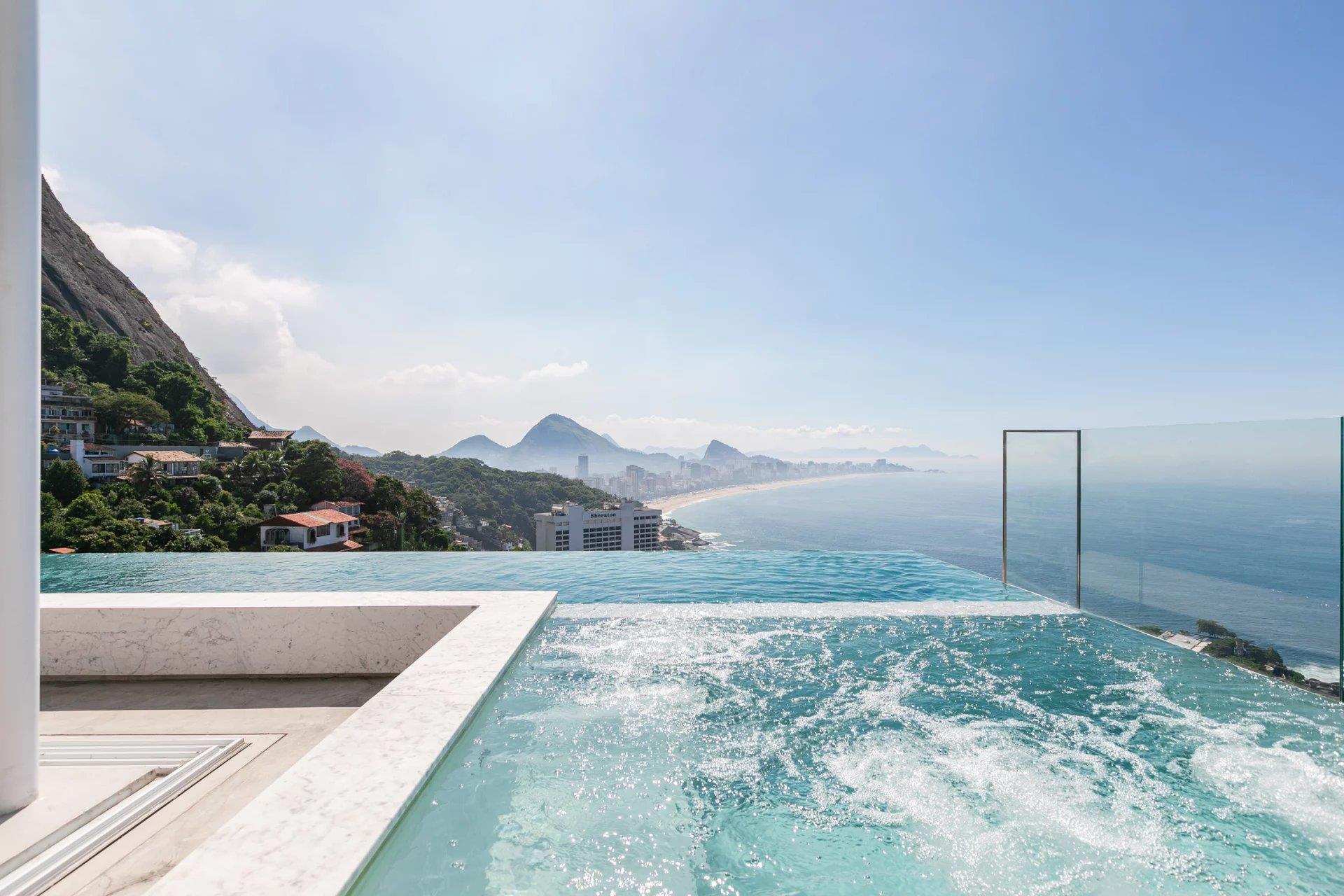 Rio088 - Exceptional Penthouse Between Leblon and São Conrado