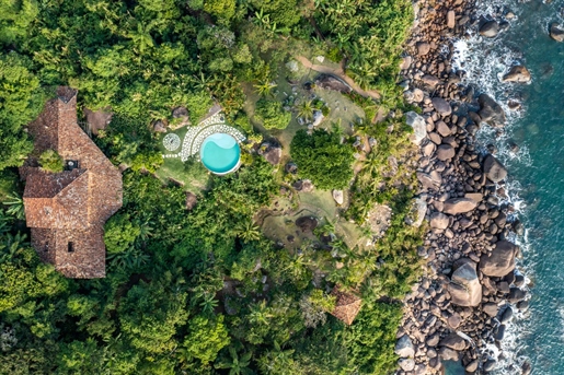 Sao600 - Exotic house facing the ocean in Ilhabela