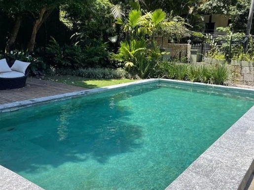 Rio503 - Fantástica casa com piscina na Gávea