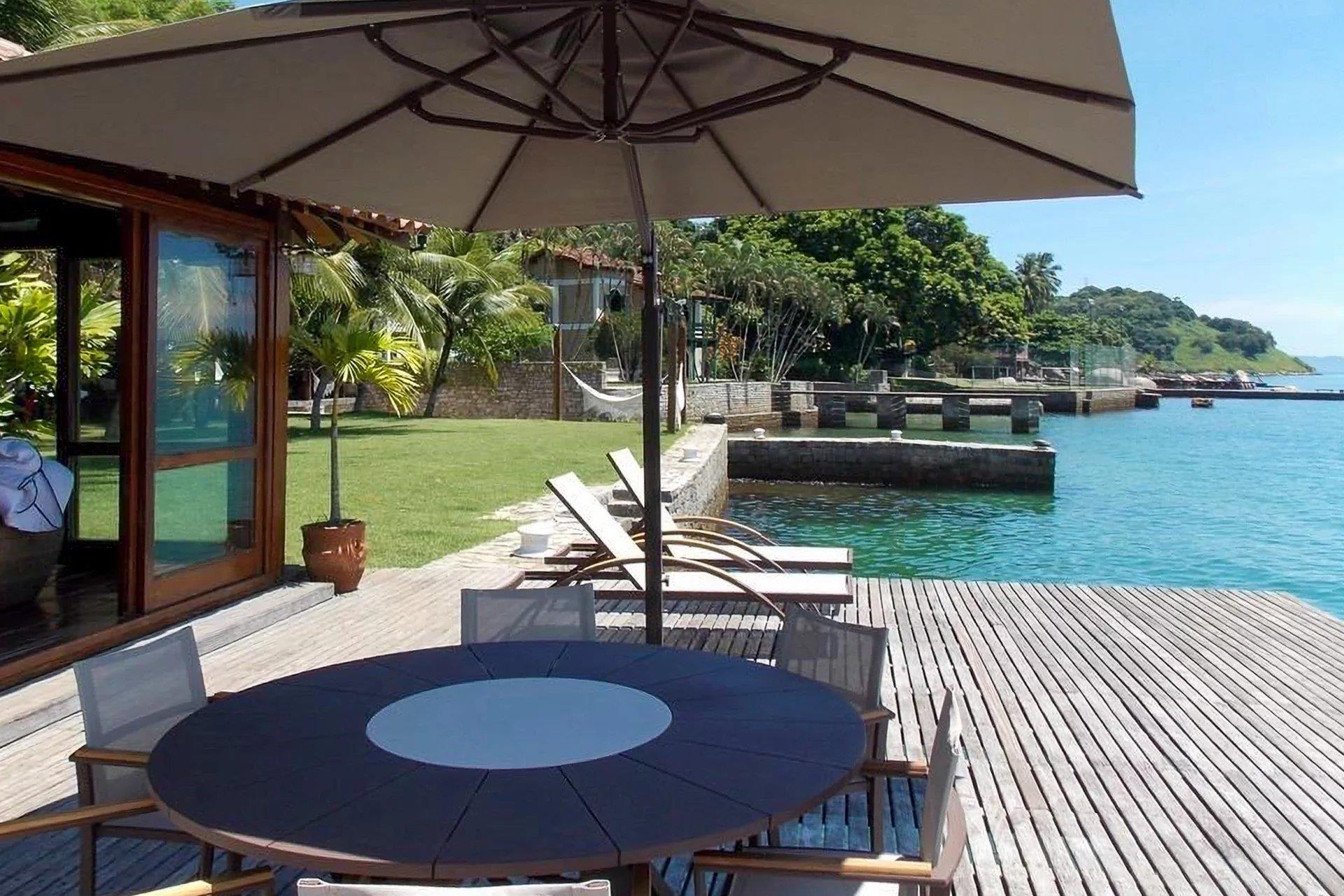 Ang035 - House in Angra dos Reis