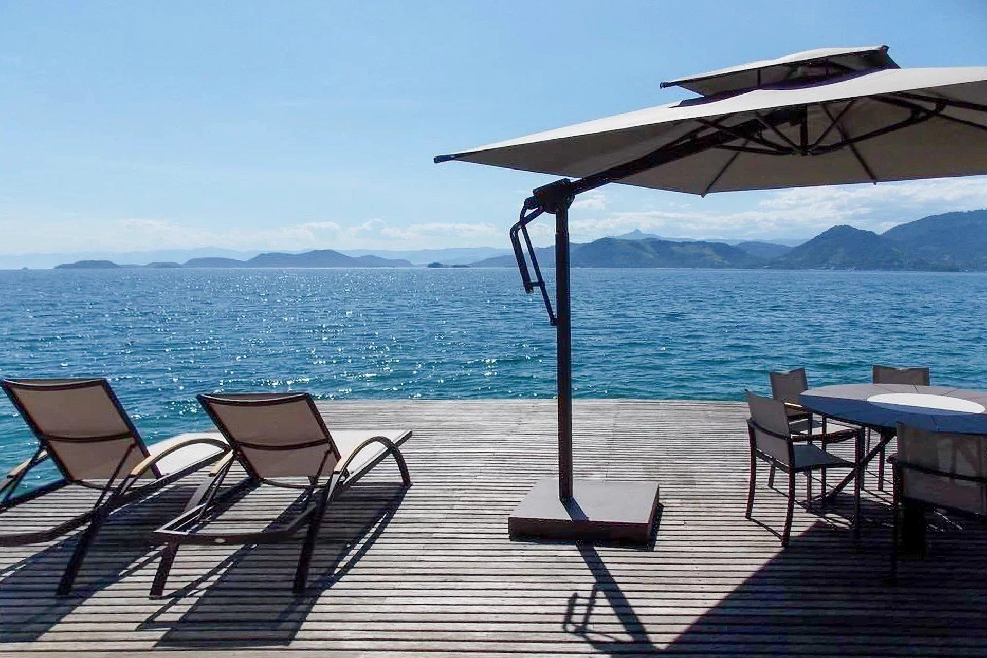 Ang035 - House in Angra dos Reis