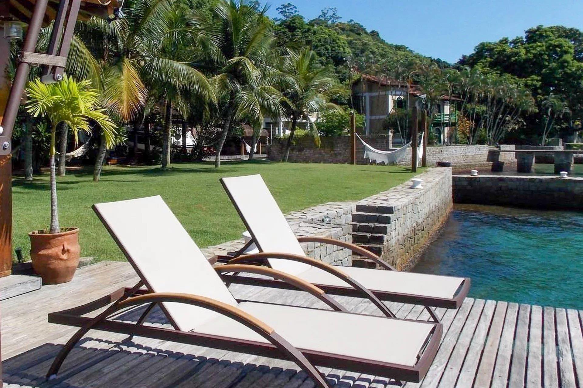 Ang035 - House in Angra dos Reis