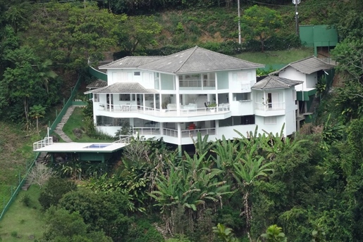 Ang028 - Haus in Angra dos Reis