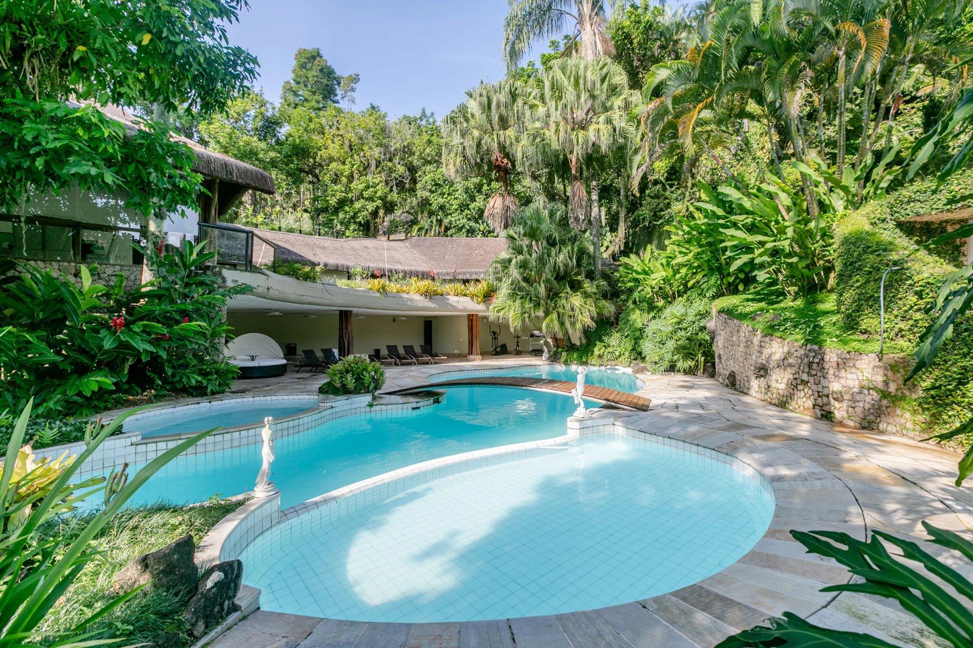 Ang016 - Mansion in Mangaratiba