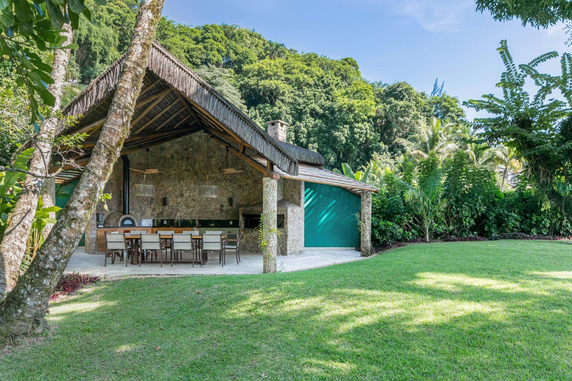 Ang016 - Mansion in Mangaratiba