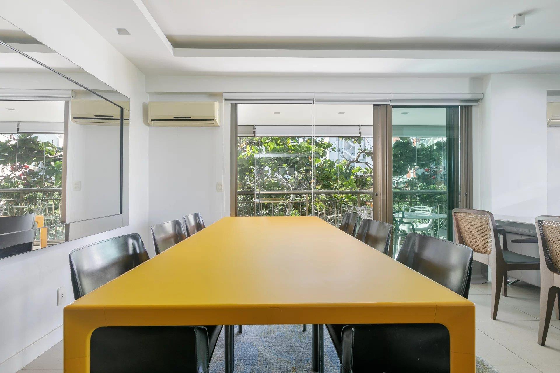 Rio281 – Duplex Apartment for Sale in Leblon