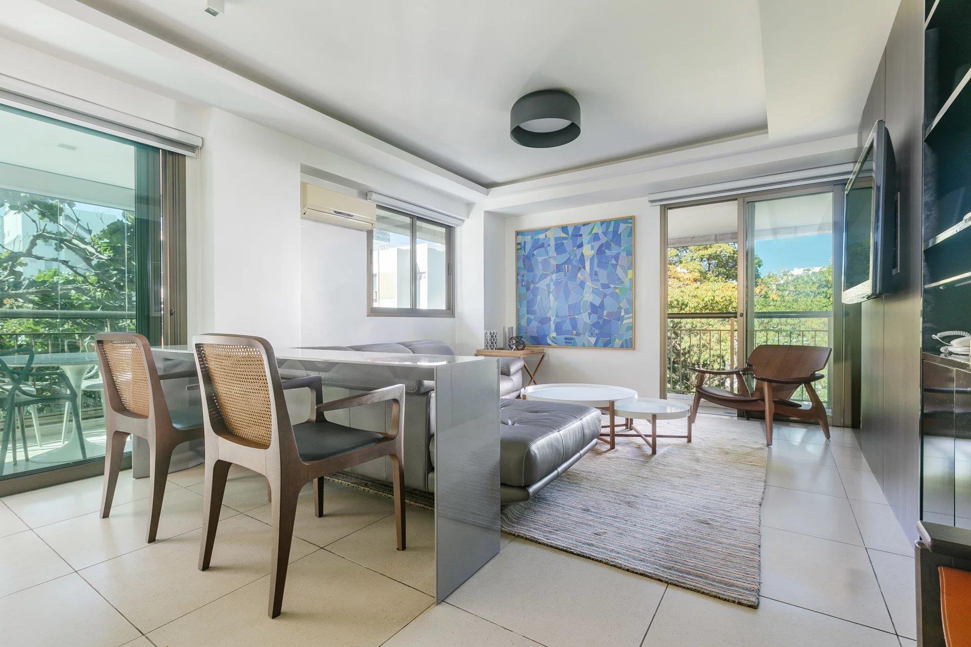 Rio281 – Duplex Apartment for Sale in Leblon