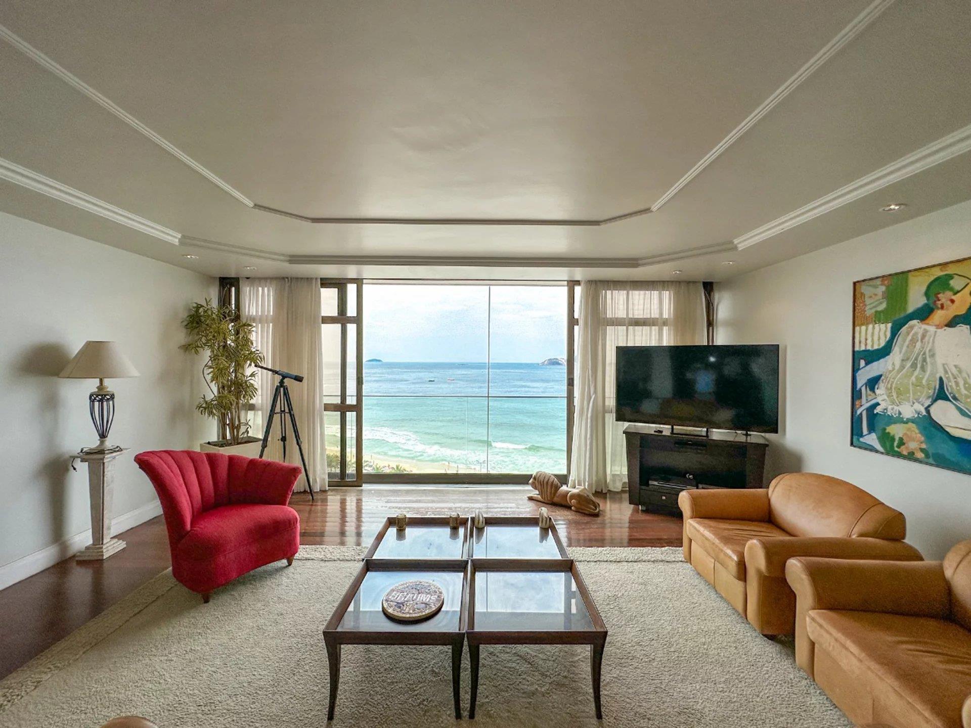 Rio249 – Seafront Apartment in Ipanema