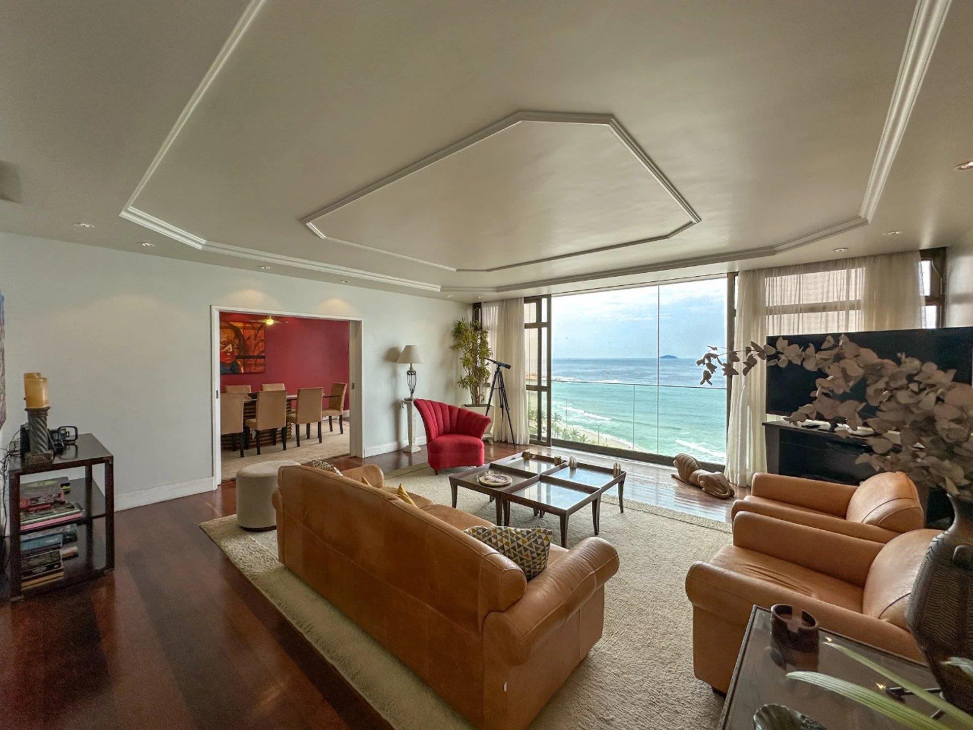 Rio249 – Seafront Apartment in Ipanema