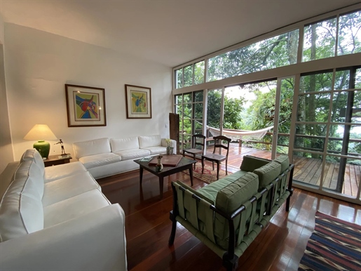 Rio366 - Charmante Villa mit 3 Schlafzimmern in São Conrado