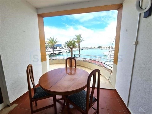 1 bedroom apartment for sale with a magnificent location in Vilamoura Marina