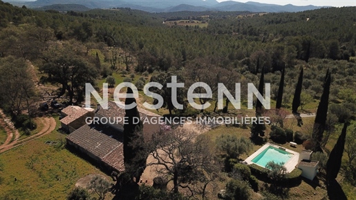 Trans En Provence Ejendom bestående af en bastide på 180 m² og en bastidon på 50 m² på 6 hektar