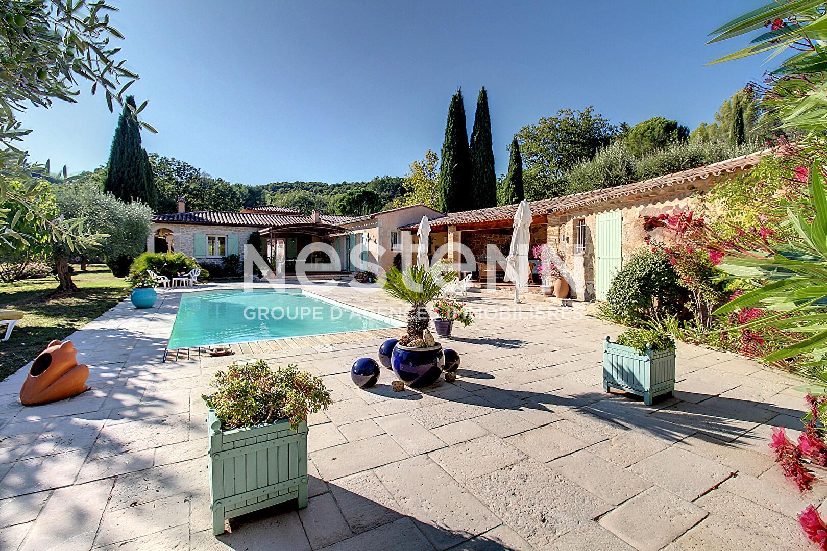 Maison Salernes 11 pièce(s) 310 m2