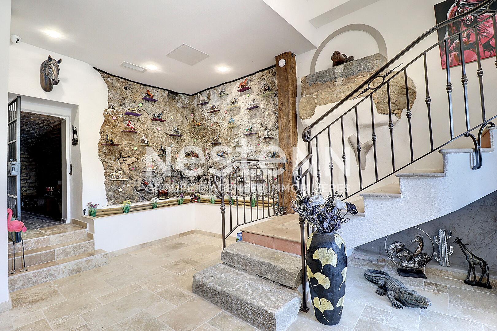 Maison Trans En Provence 5 pièce(s) 300 m2